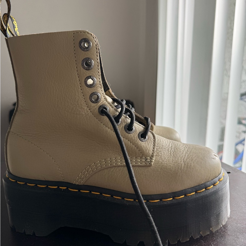 Size 7